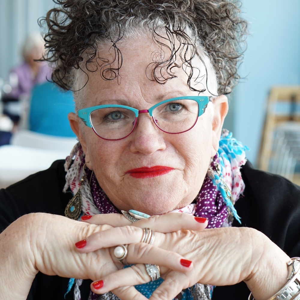 Meet your Posher, Linda